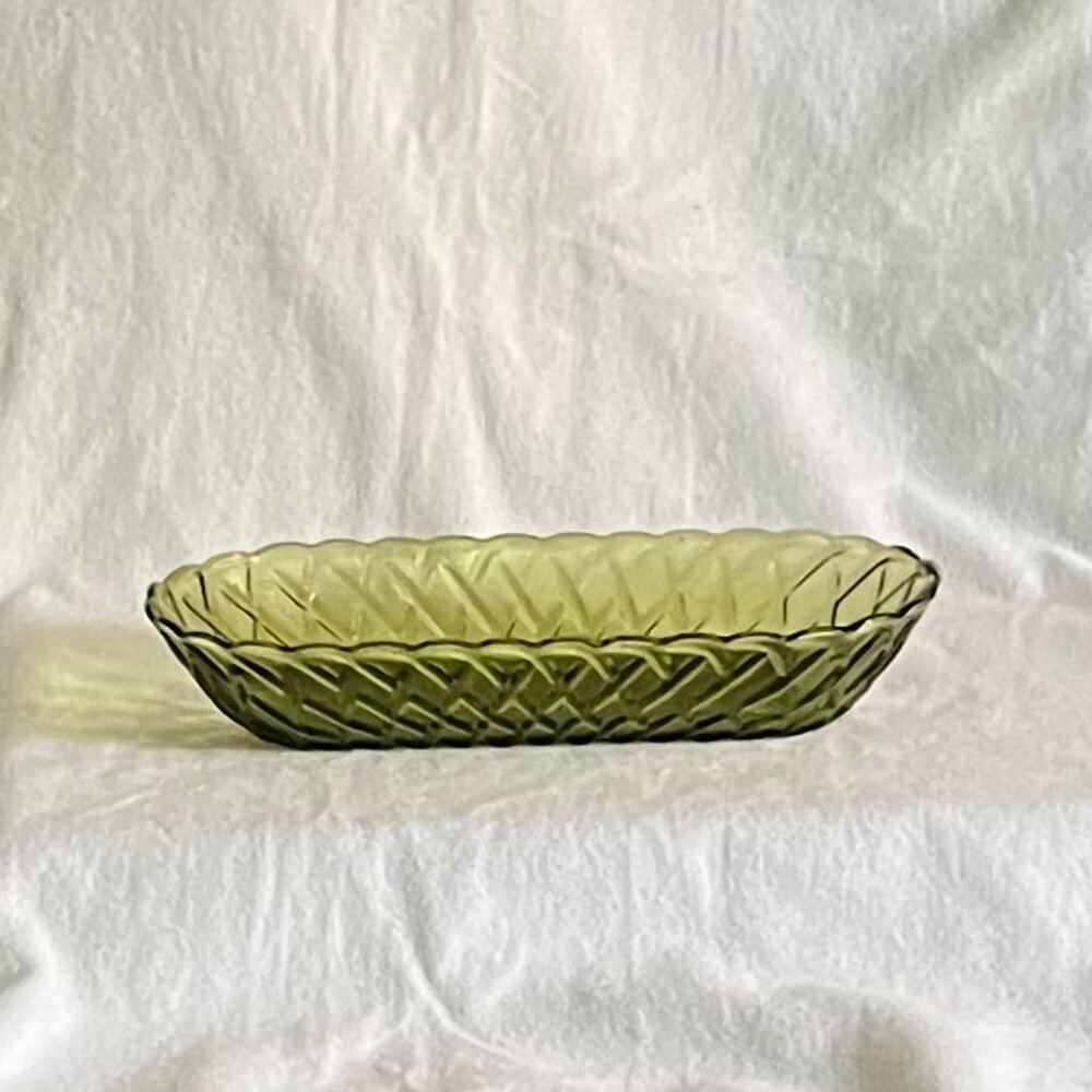 Vintage Estate Indiana Glass Co “Pretzel/Basket Weave/Honeycomb” Dish